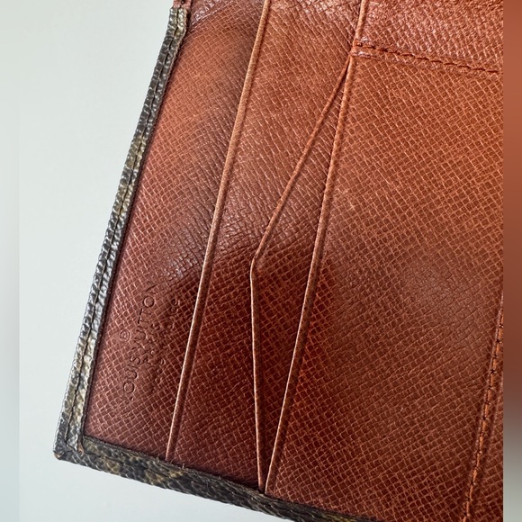 Louis Vuitton Wallet - Picture 7 of 8